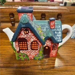 Vintage Thomas Kinkade Cottage House Ceramic Teapot